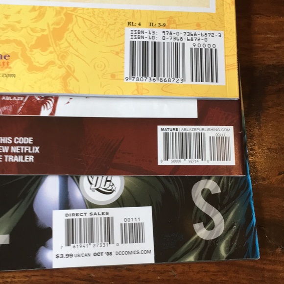 Mixed 11 Comic Books Terrorwar, Castle Waiting, Trese, DC Revelations - Picture 4 of 9